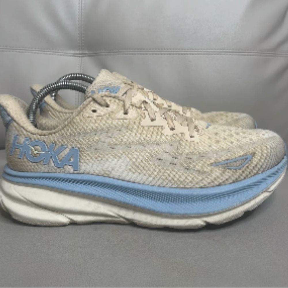 Hoka Women's Beige and Light Blue Running Sneakers